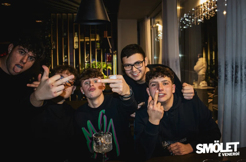 SMOLET - è venerdì - 2.1.2613