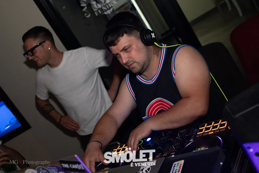 SMOLET - è venerdì - 26.06.26 -8